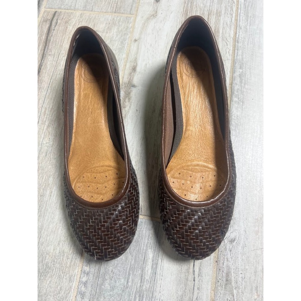 Nurture Sloane Flats 8.5 M Brown Womens Cottagecore Woven Leather Comfort